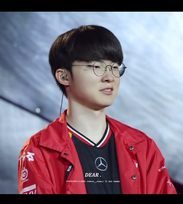 Behind-the-scenes cut of Faker