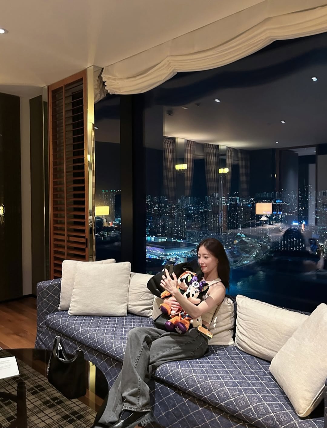 Recent activity shot of Lee Seyoung