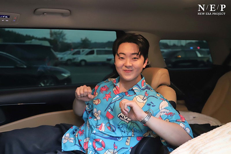Behind-the-scenes cut of Park Minsu