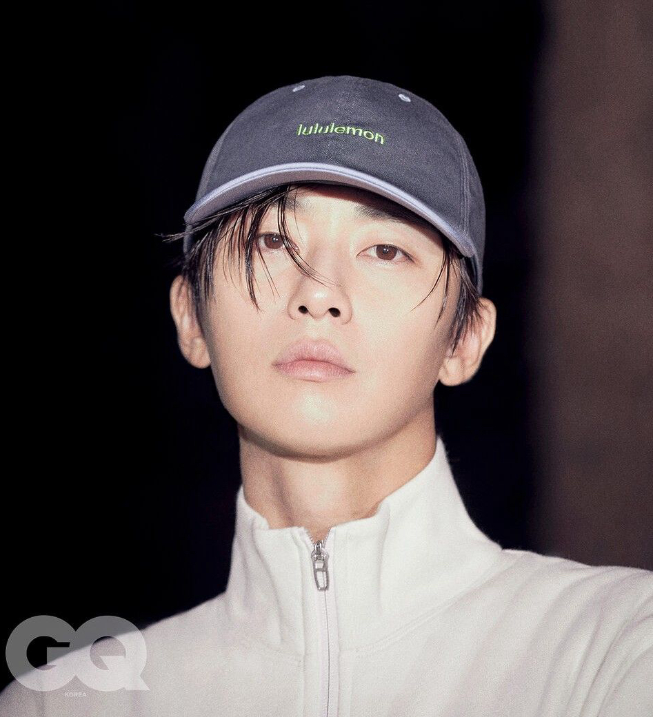 Recent activity shot of Park Seojoon