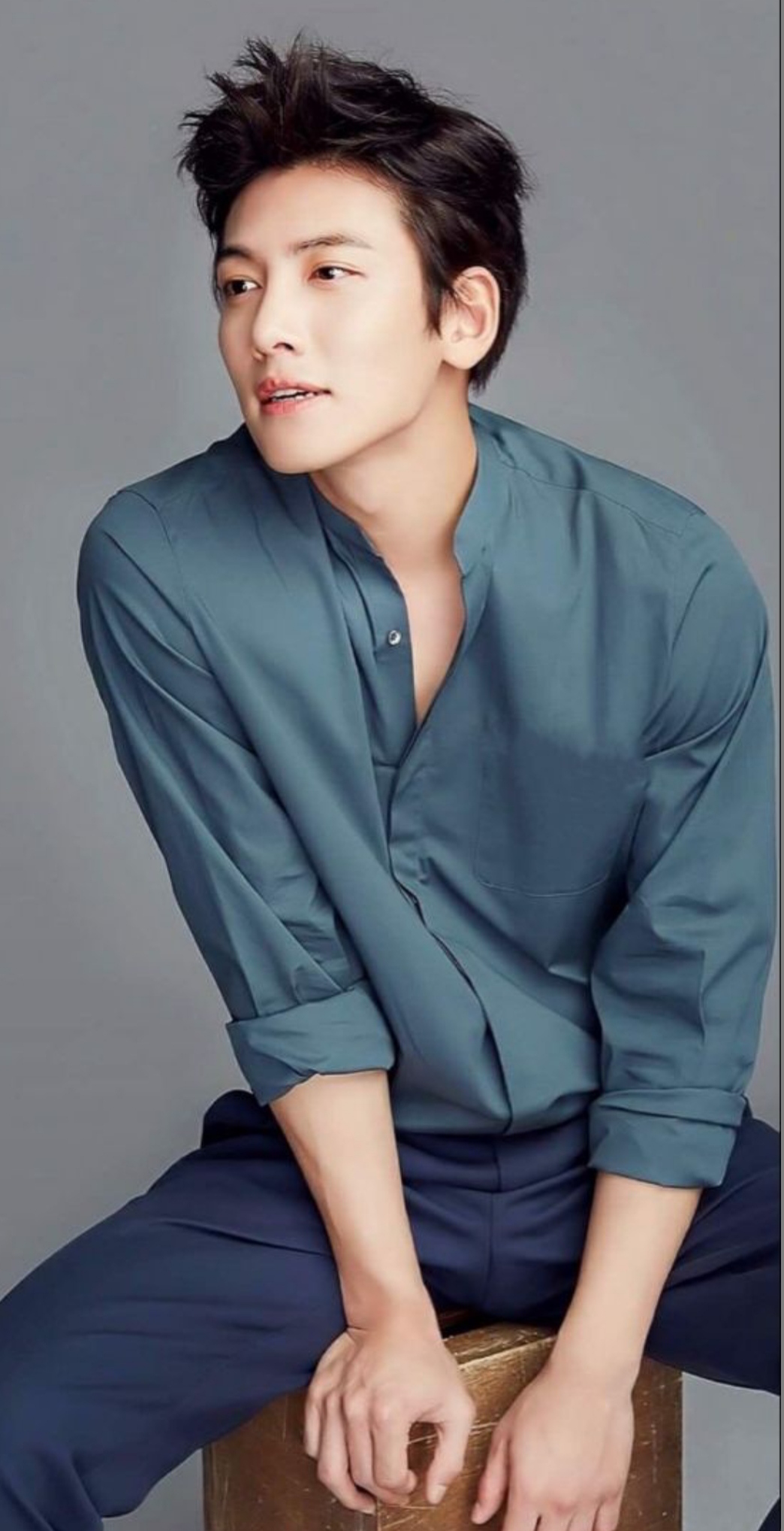 Behind-the-scenes cut of Ji Changwook