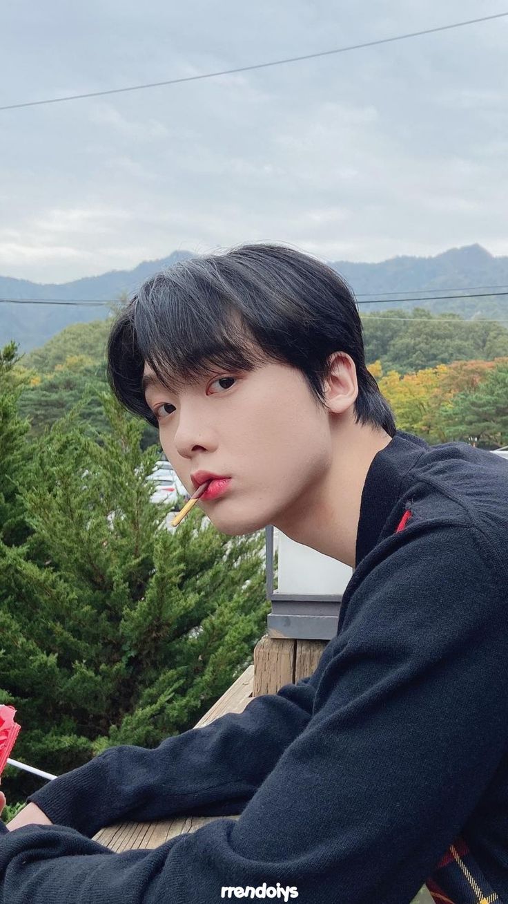 Special wallpaper made by Yoon Sanha's fans