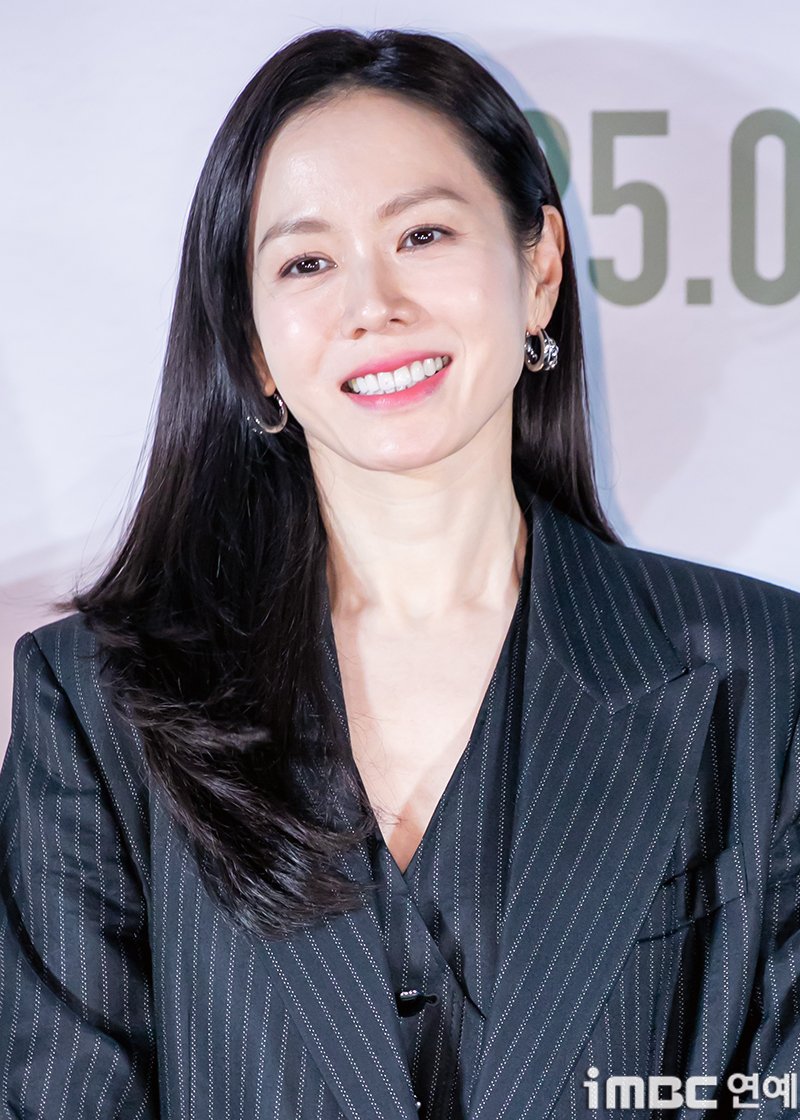 Cuplikan di balik layar dari Son Yejin