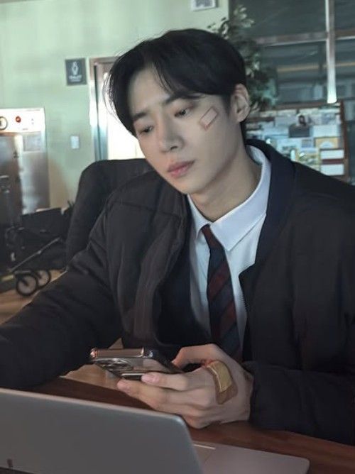 Latest photo of Choo Youngwoo
