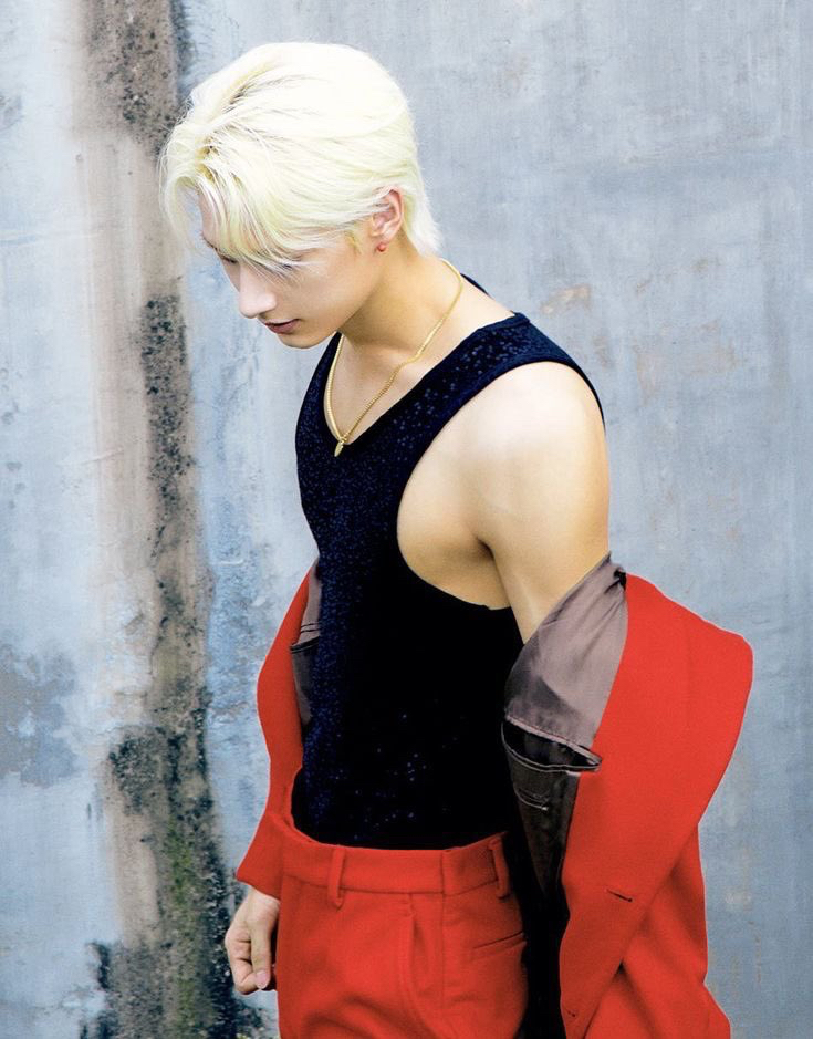 Behind-the-scenes cut of Wen Junhui