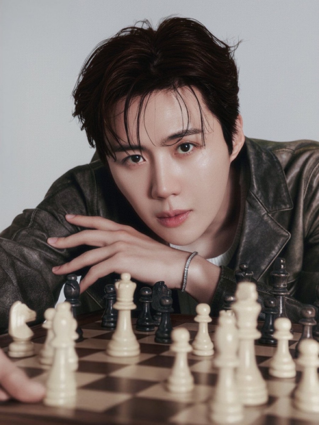 Behind-the-scenes cut of Kim Seonho