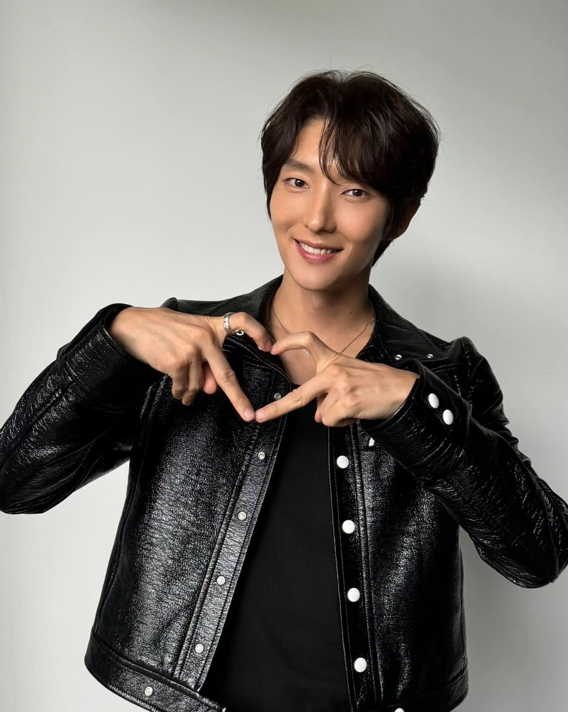 Recent activity shot of Lee Joongi