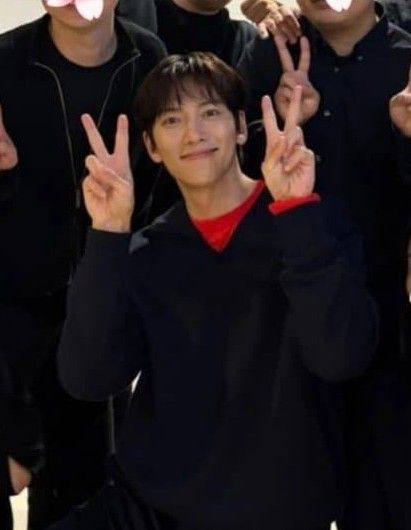 チ・チャンウクの最近の活動ショット