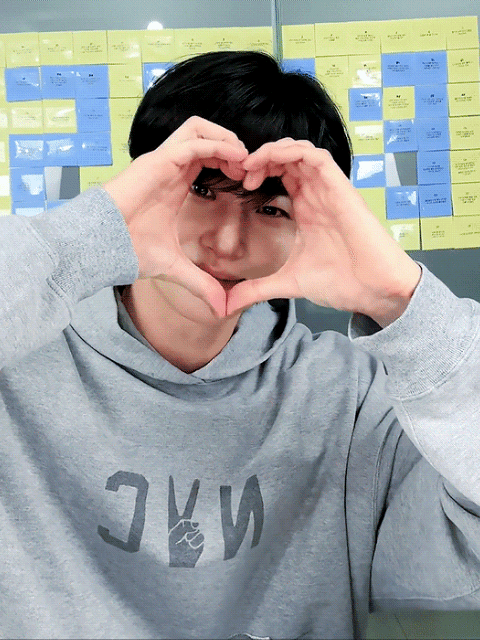 Latest photo of Byeon Wooseok