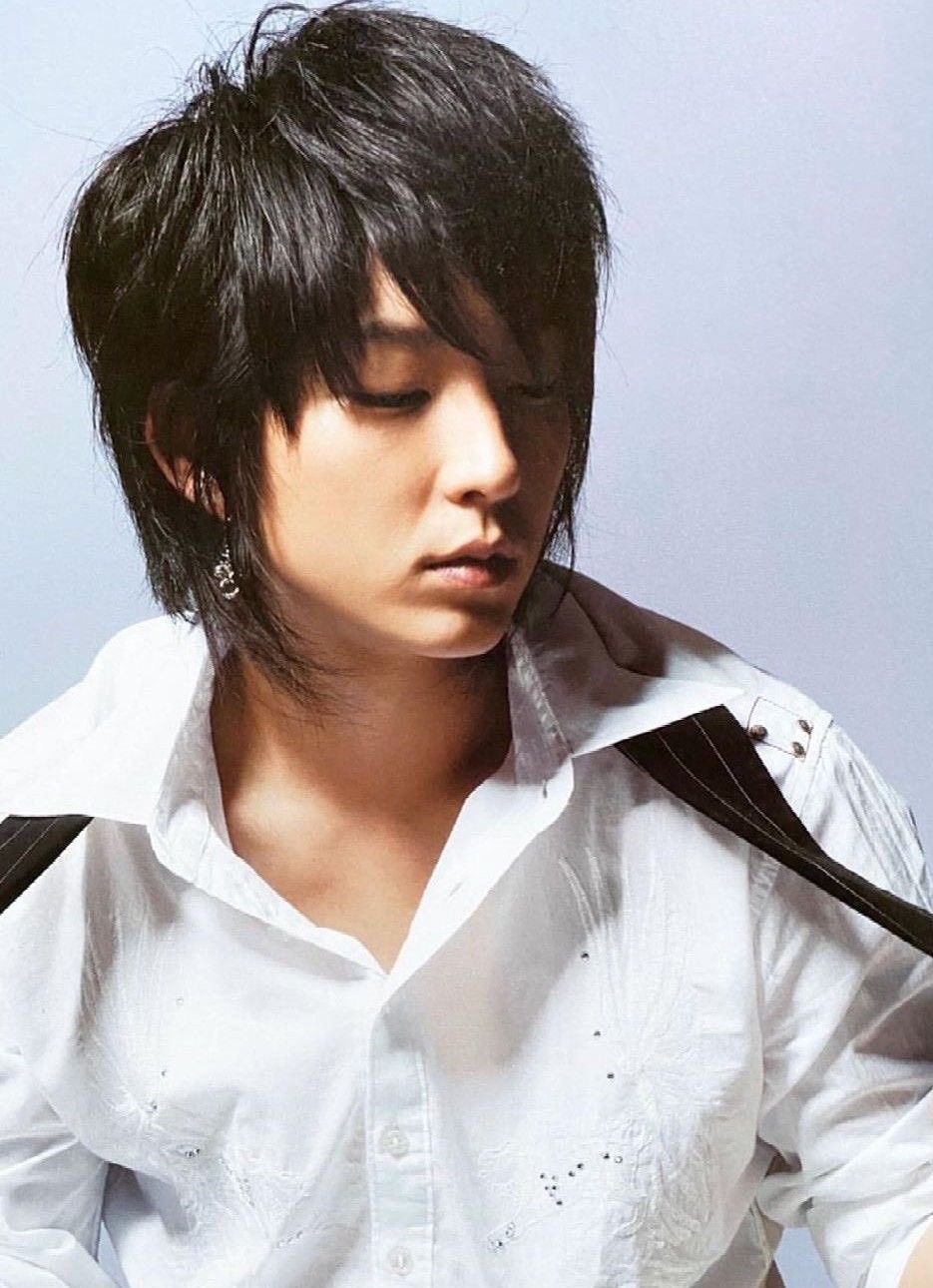 Behind-the-scenes cut of Lee Joongi