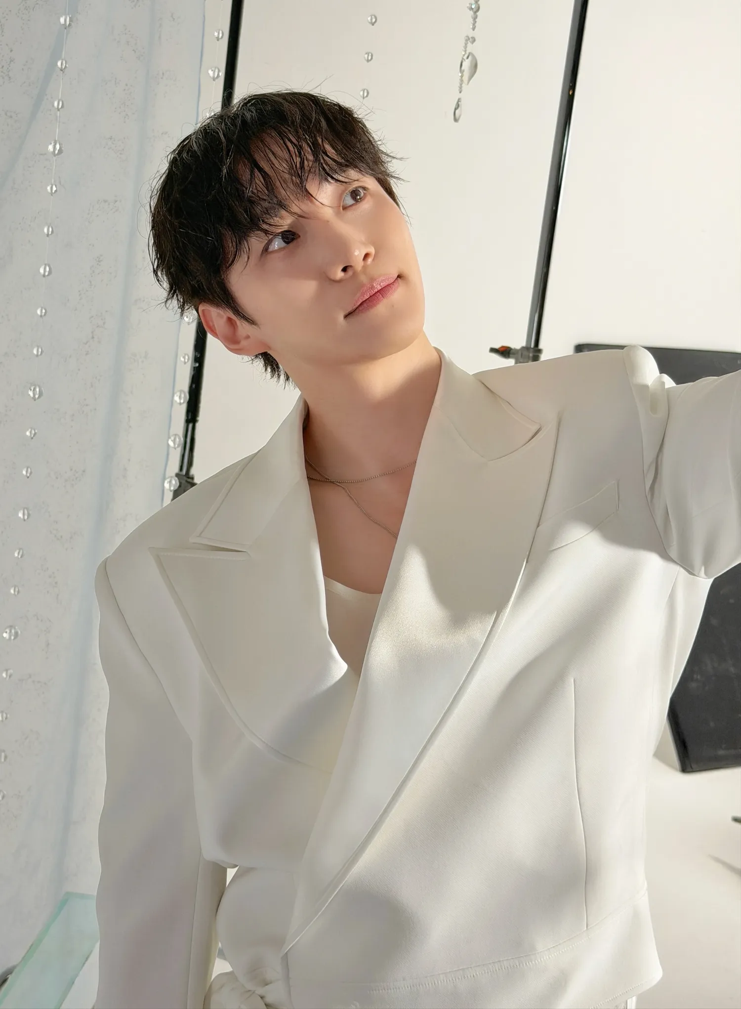 Cuplikan di balik layar dari Lee Junho