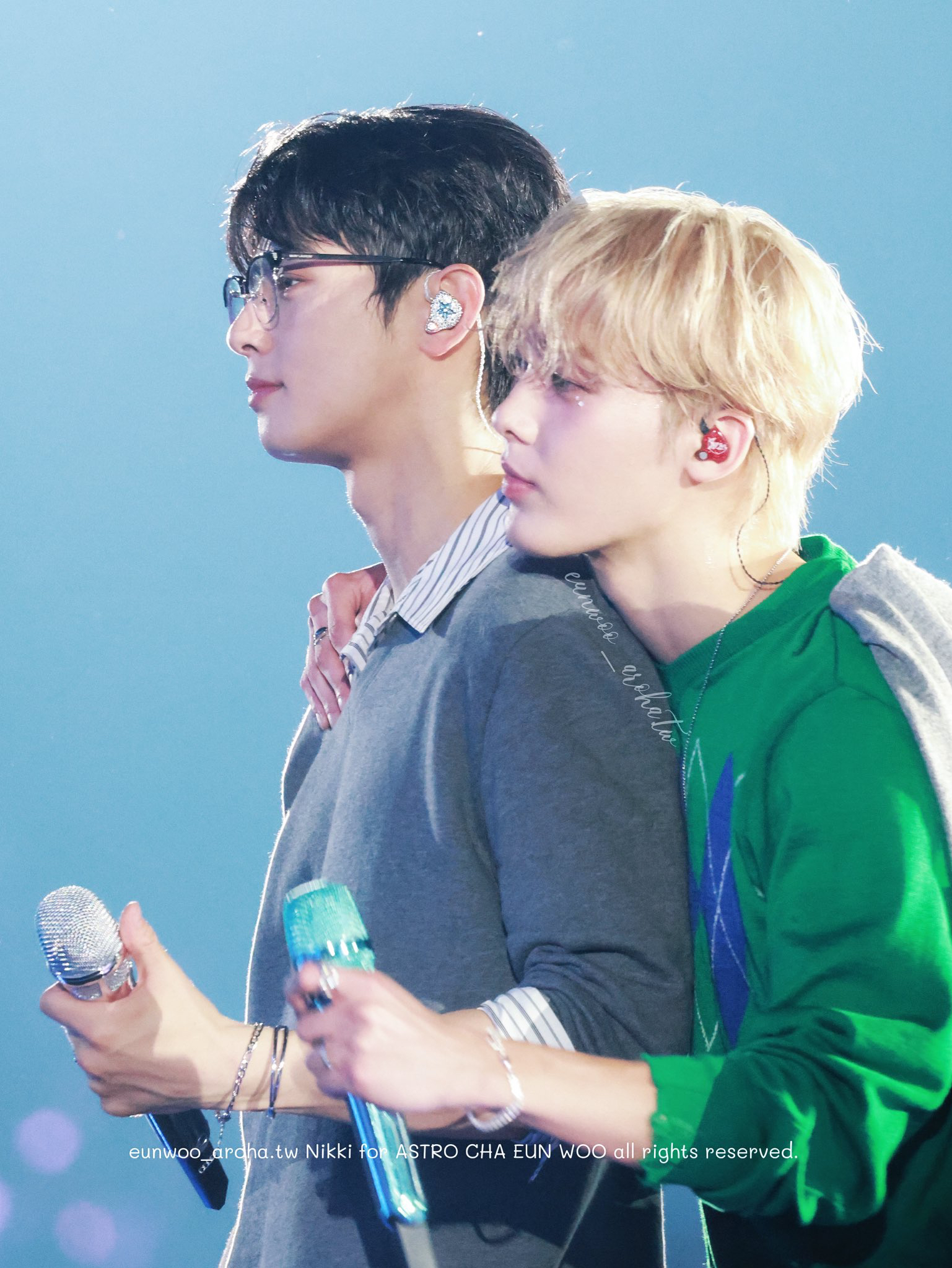 Behind-the-scenes cut of Cha Eunwoo