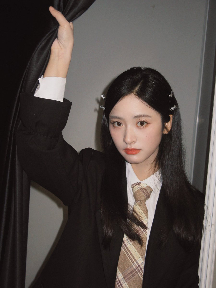 Latest photo of Shen Yue