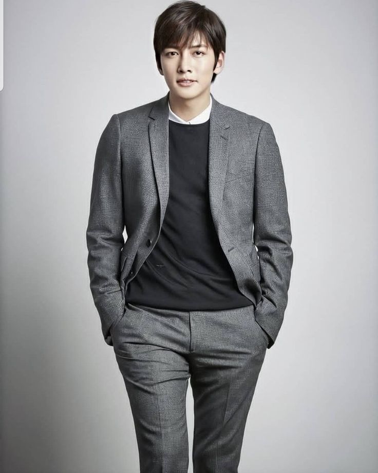 チ・チャンウクの最近の活動ショット