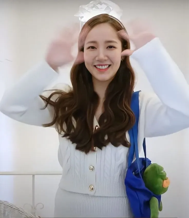 Latest photo of Park Minyoung