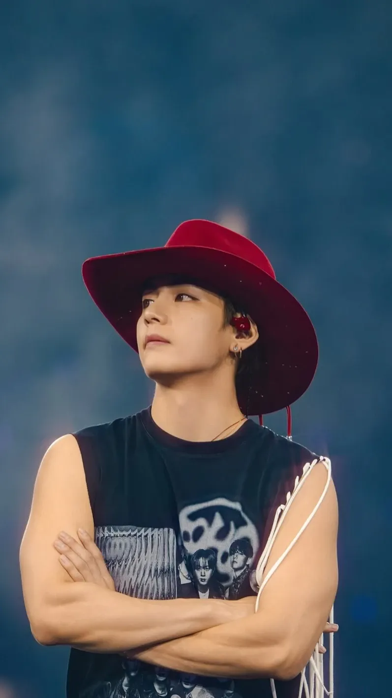 Today's popular wallpaper in Kim Taehyung (V) community