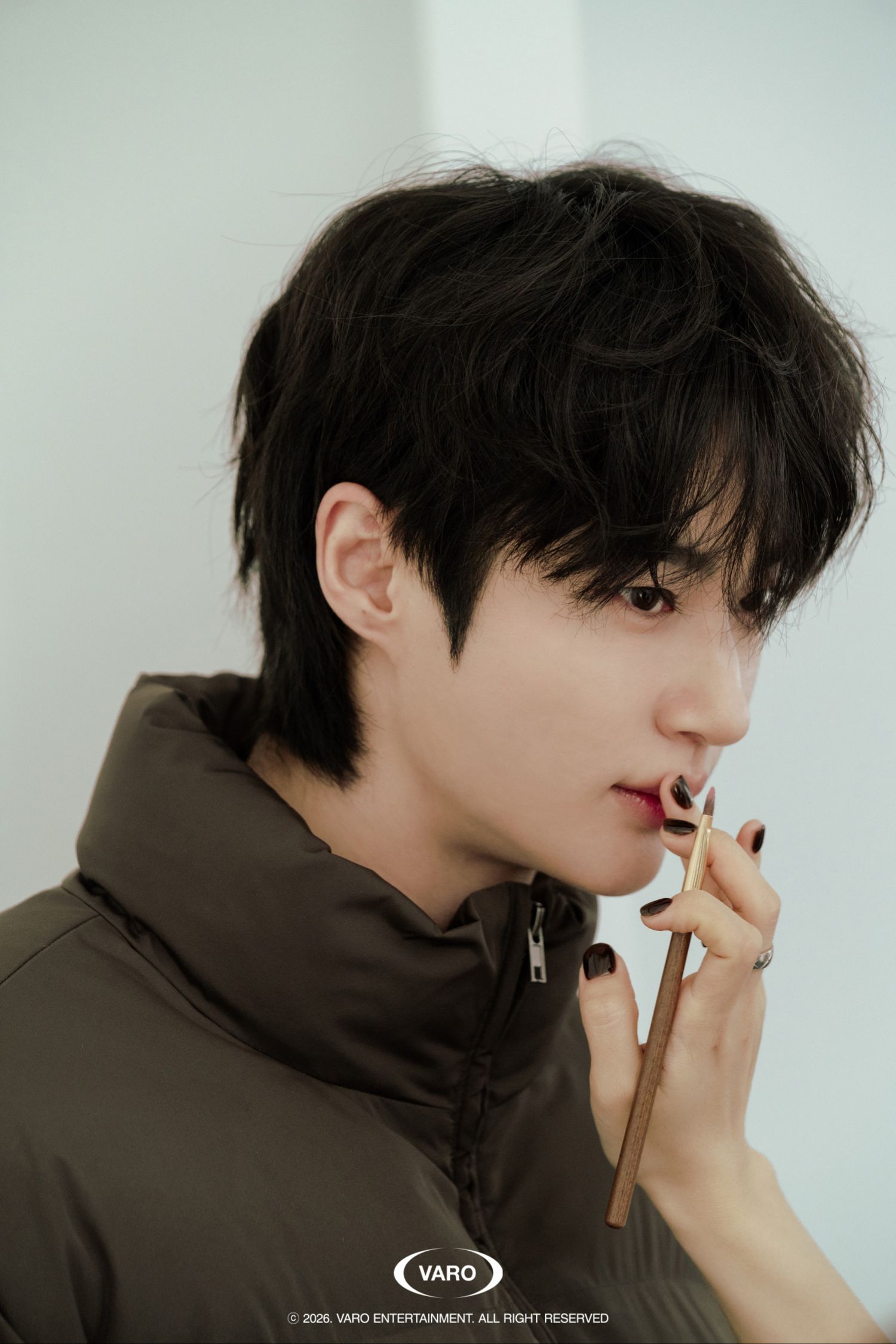 Behind-the-scenes cut of Byeon Wooseok