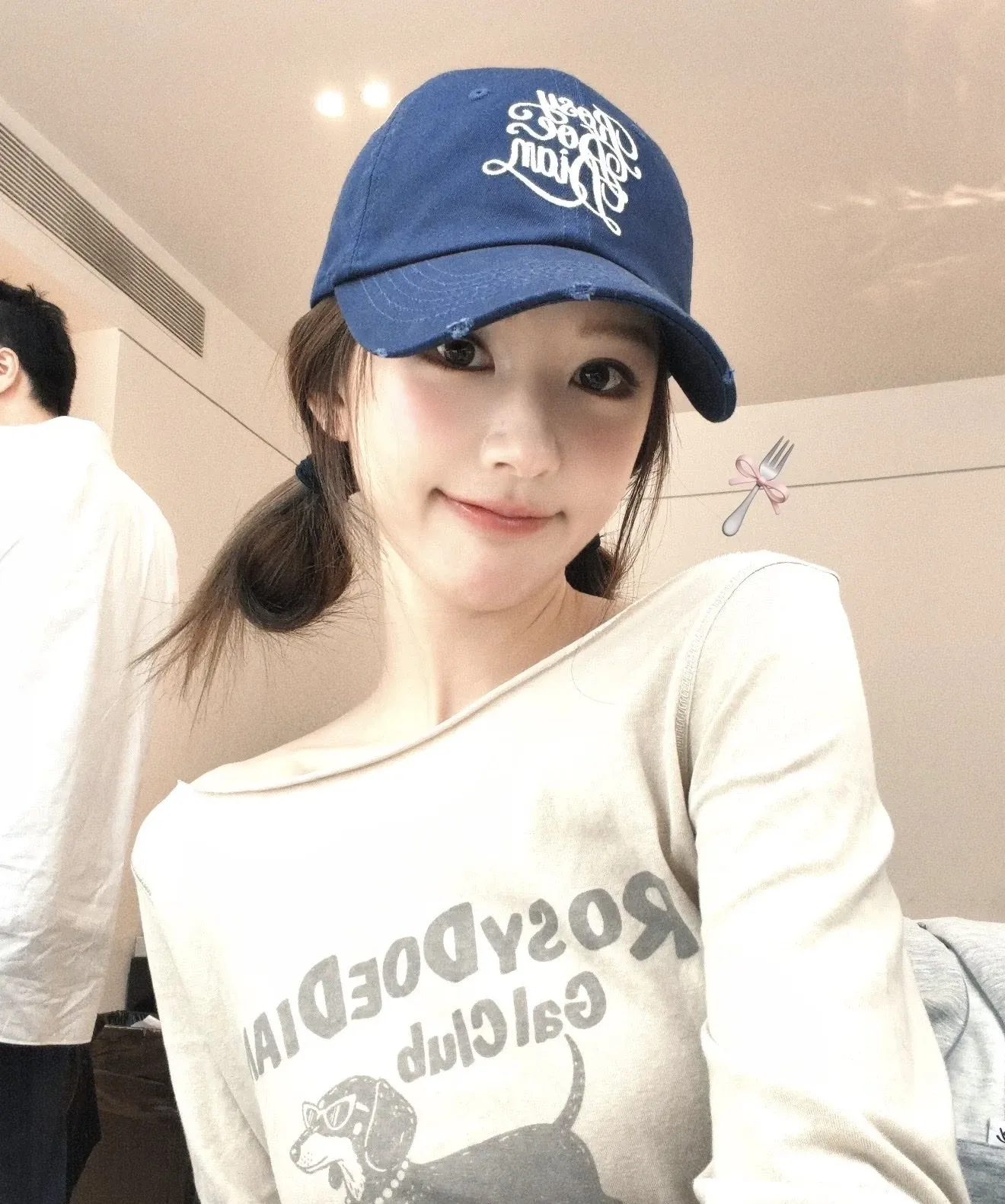 Latest photo of Zhao Lusi