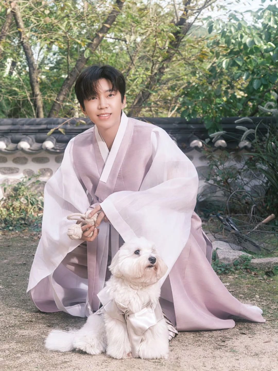 Cuplikan di balik layar dari Lim Youngwoong