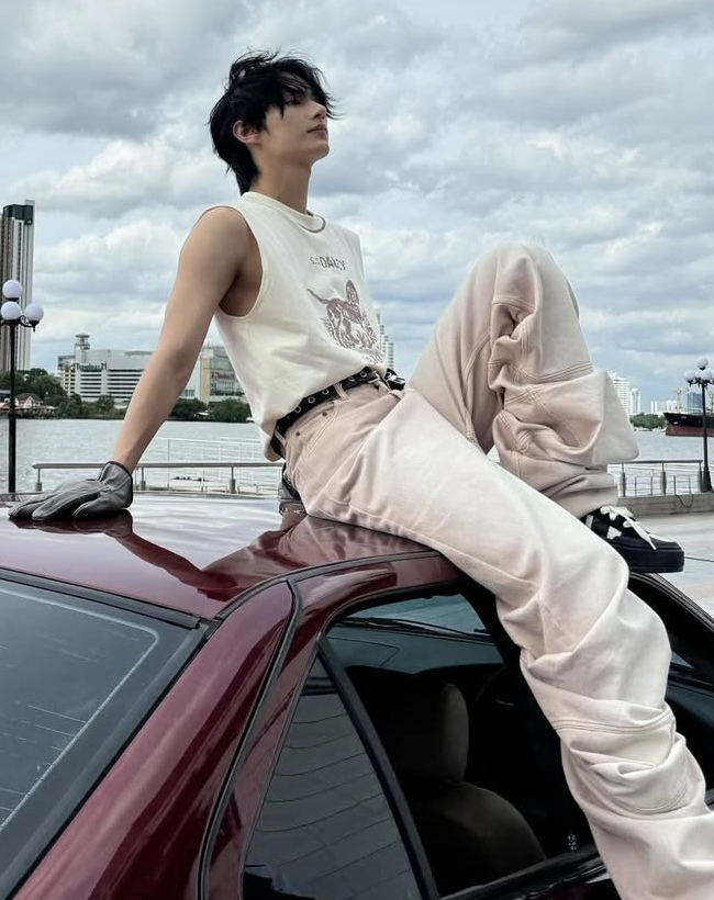 Behind-the-scenes cut of Wen Junhui