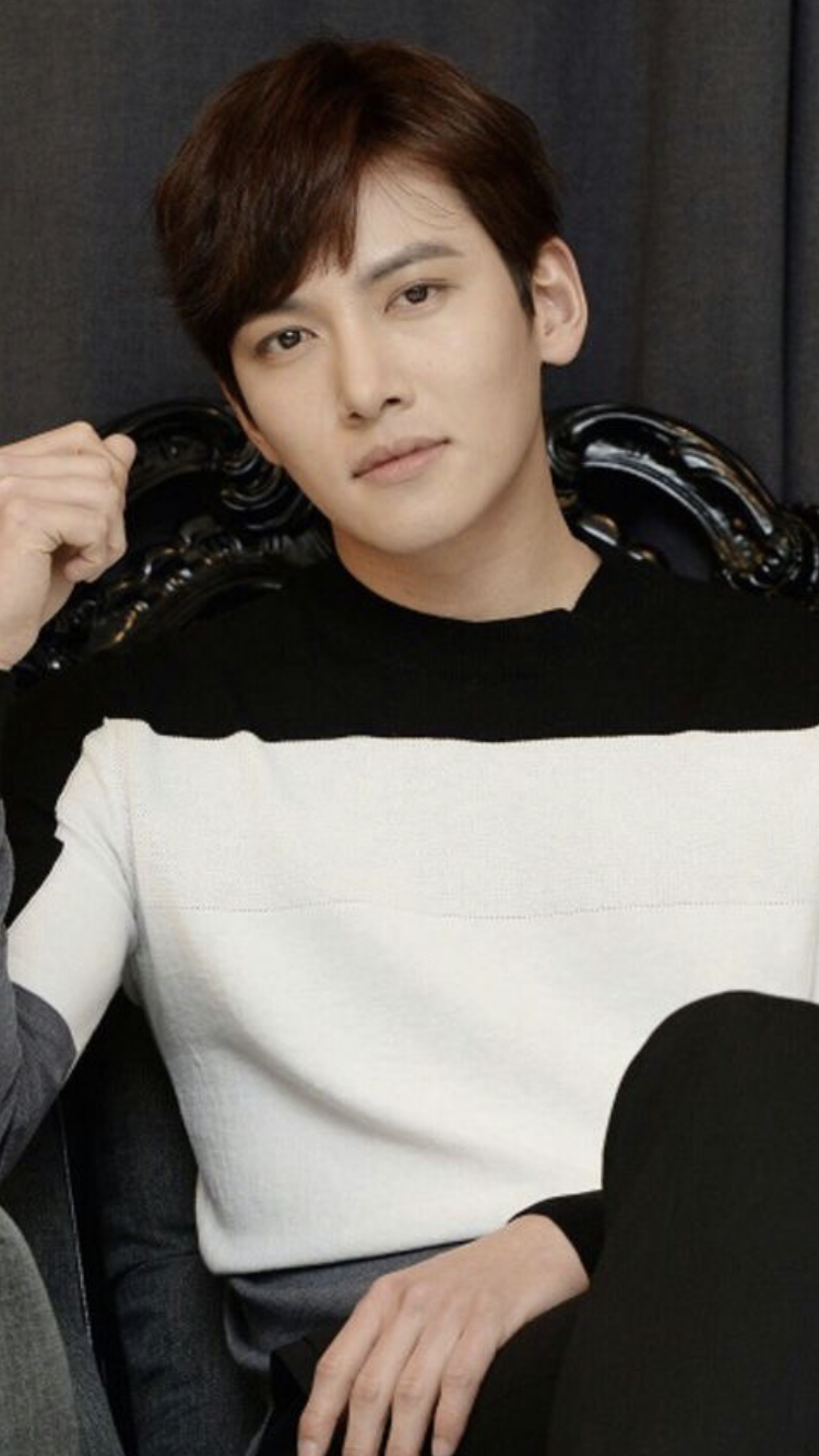 チ・チャンウクのビハインドカット