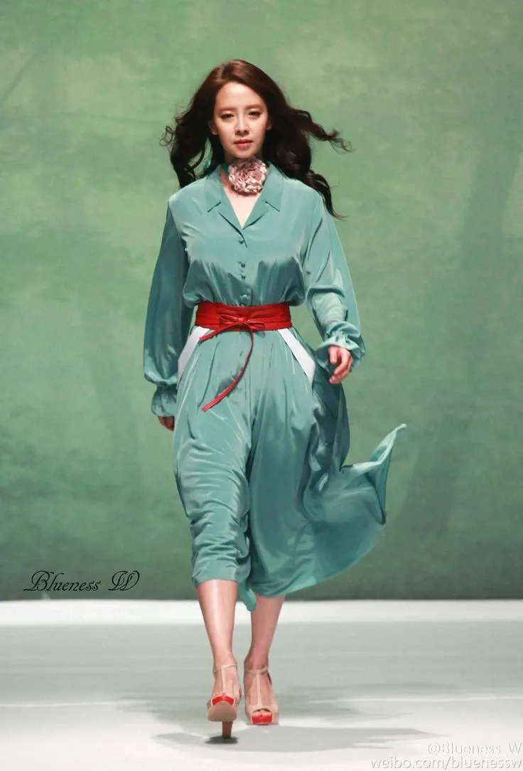 Foto terbaru dari Song Jihyo