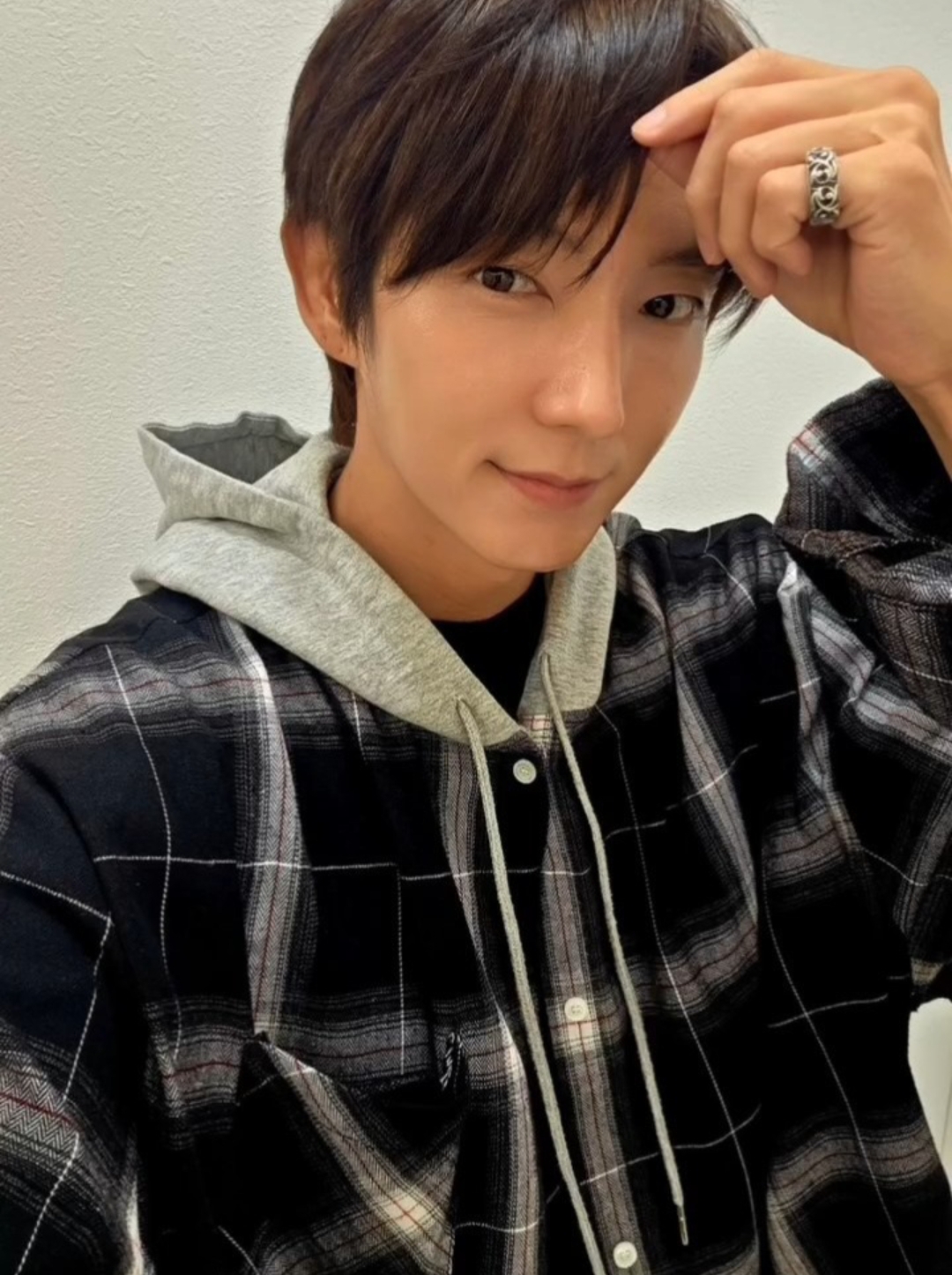 イ・ジュンギのビハインドカット