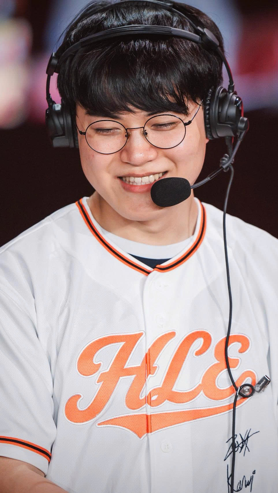 Representative background image loved by Gumayusi fandom