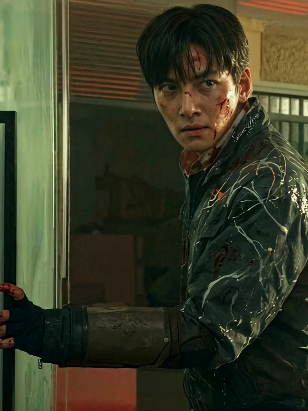 チ・チャンウクのビハインドカット