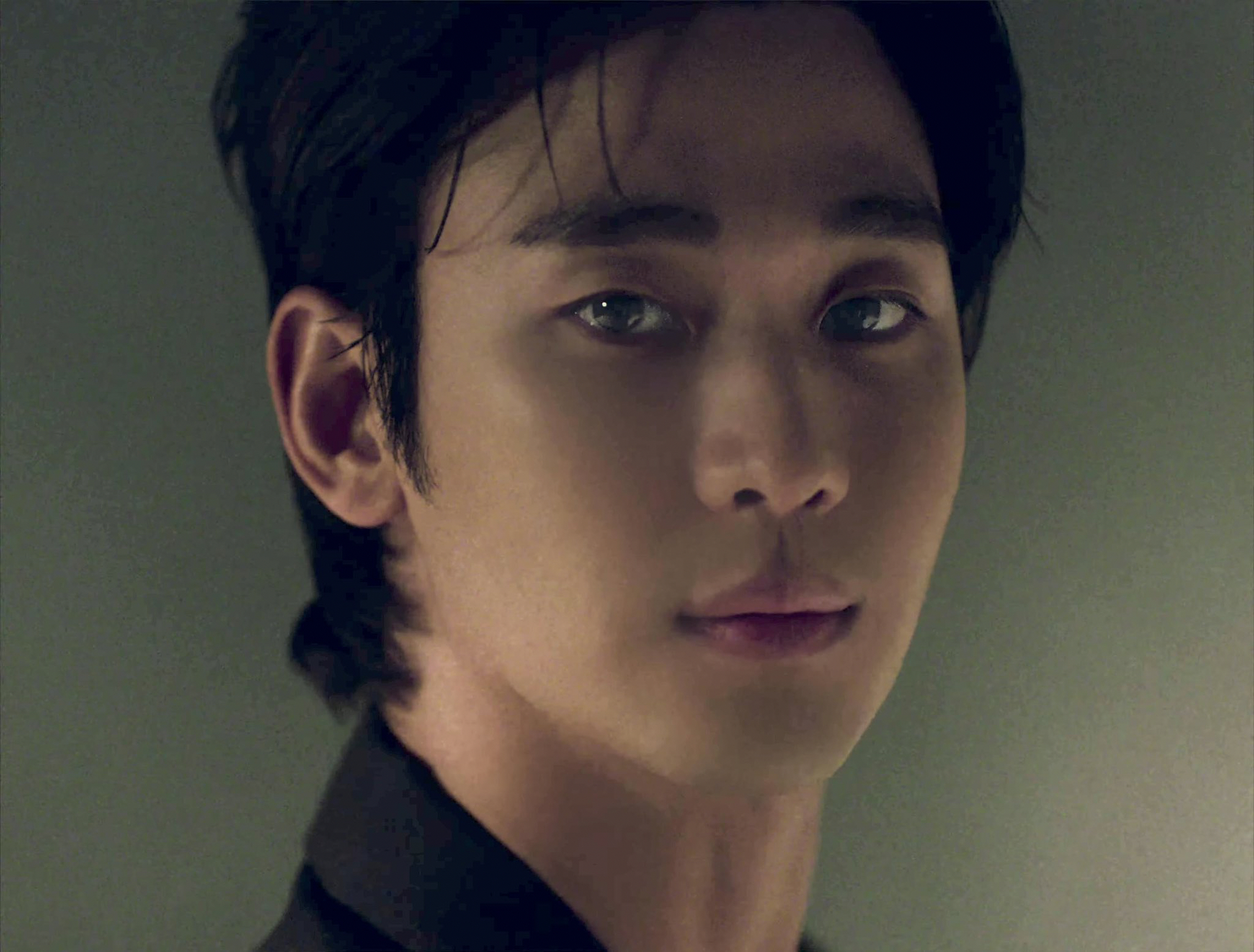 金秀賢的幕後花絮