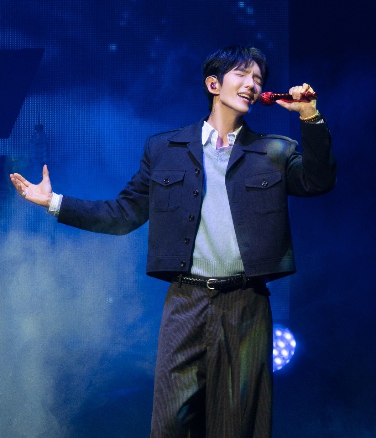 Latest photo of Lee Joongi