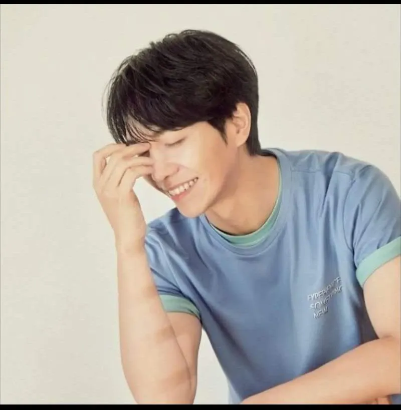 Foto kegiatan terbaru dari Lee Seunggi