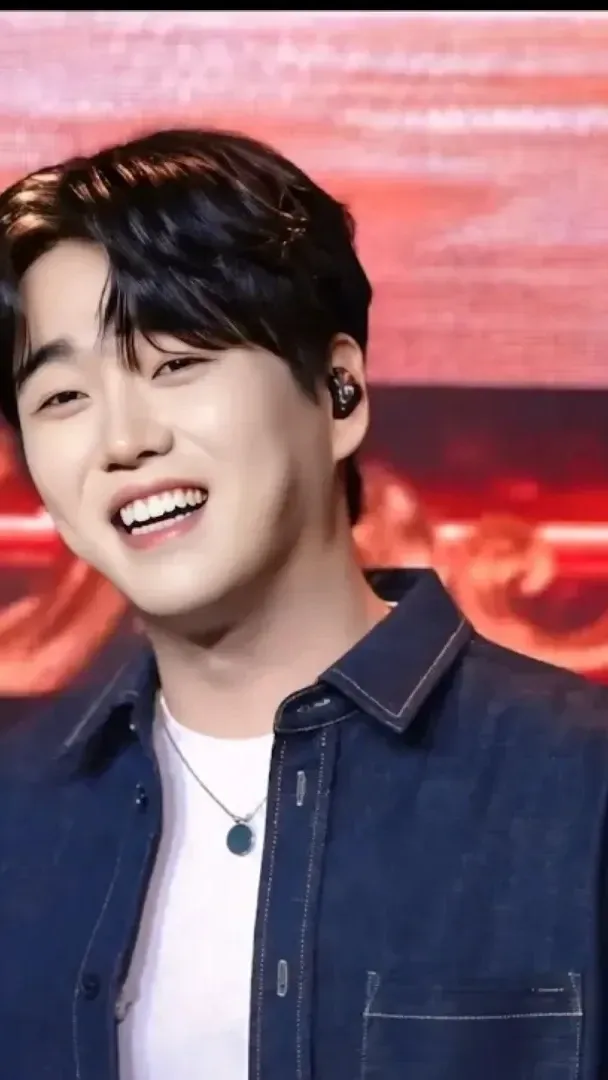 Representative background image loved by Hwang Youngwoong fandom