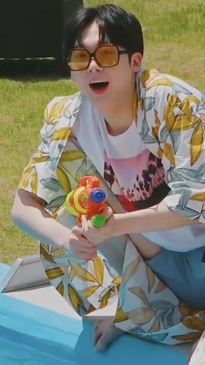 Yoon Sanha background image recommended by Choeaedol Celeb fandom