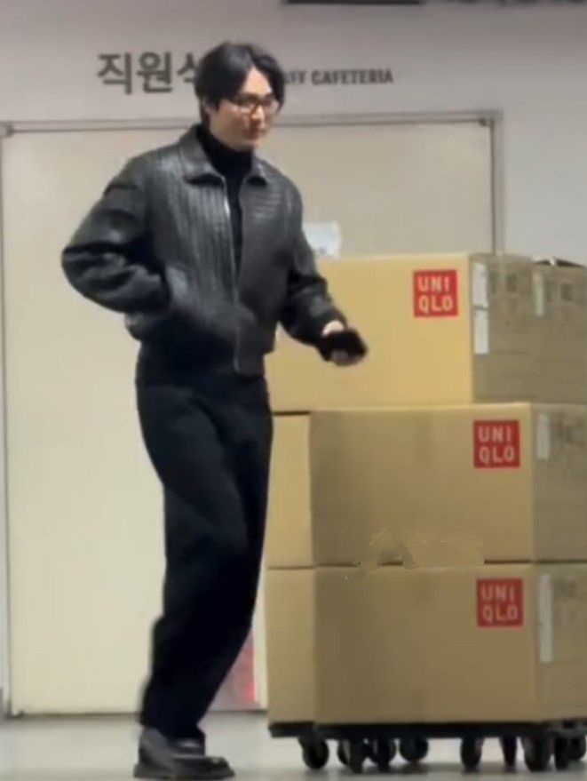 Behind-the-scenes cut of Lee Minho