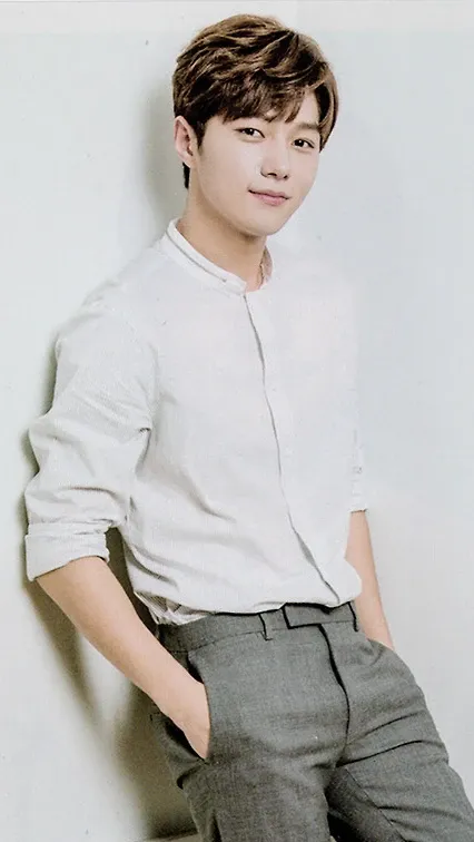 Recent activity shot of Kim Myungsoo (L)