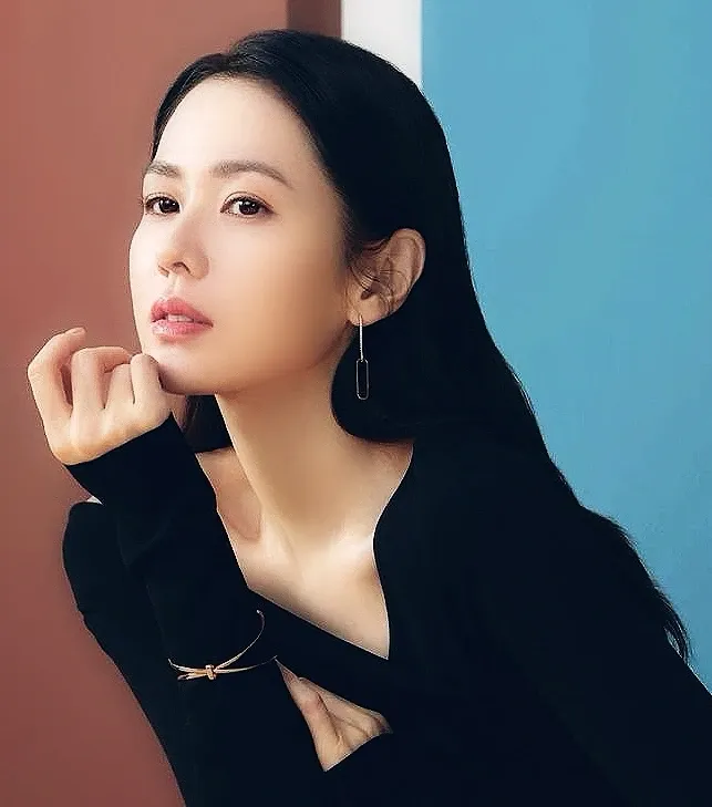 Momen yang diabadikan oleh penggemar Son Yejin