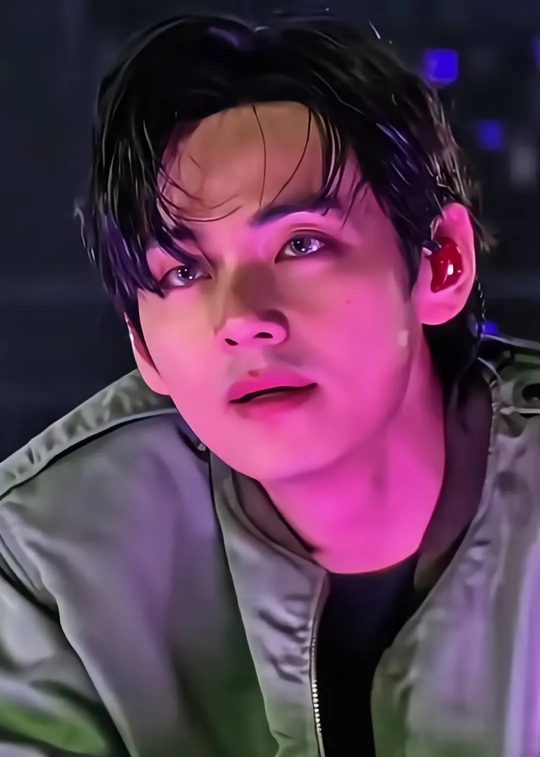 Behind-the-scenes cut of Kim Taehyung (V)