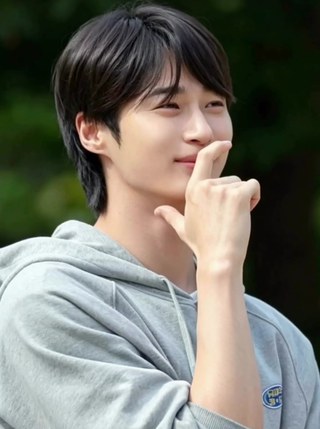 Recent activity shot of Byeon Wooseok