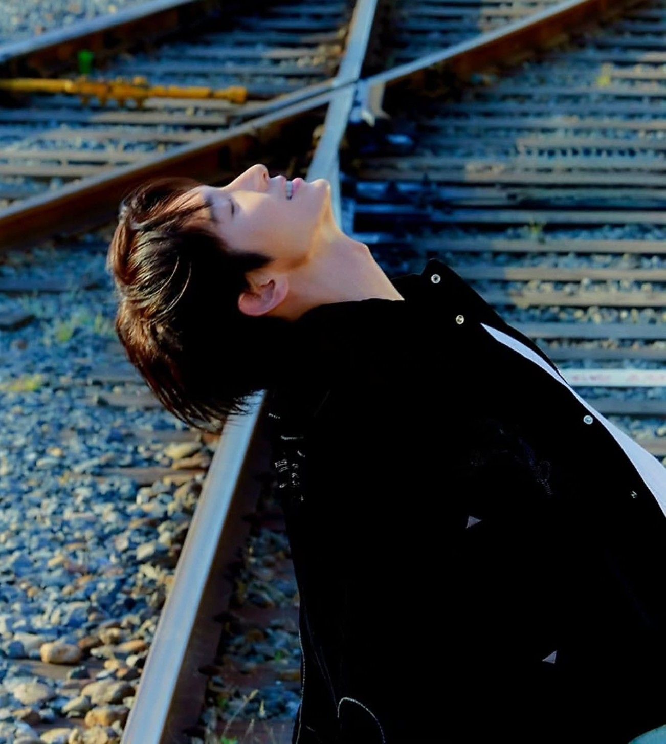 A moment captured by a fan of Lee Joongi