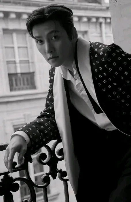 A moment captured by a fan of Ji Changwook