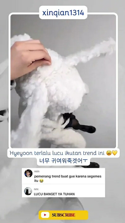 Today's popular wallpaper in Kim Hyeyoon community