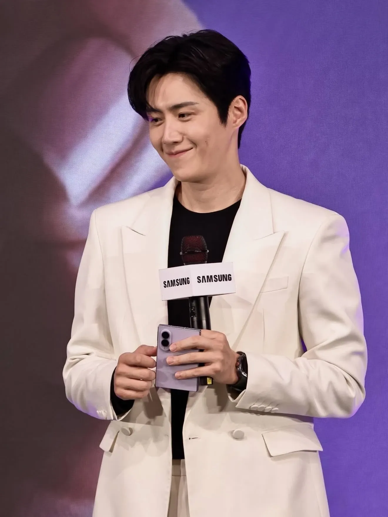 A moment captured by a fan of Kim Seonho