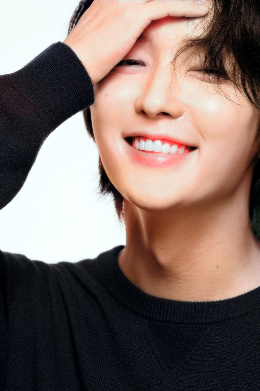 Behind-the-scenes cut of Lee Joongi