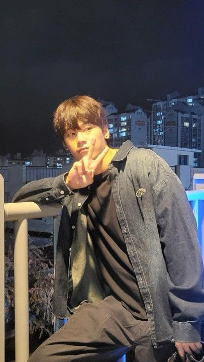 Behind-the-scenes cut of Cha Woomin