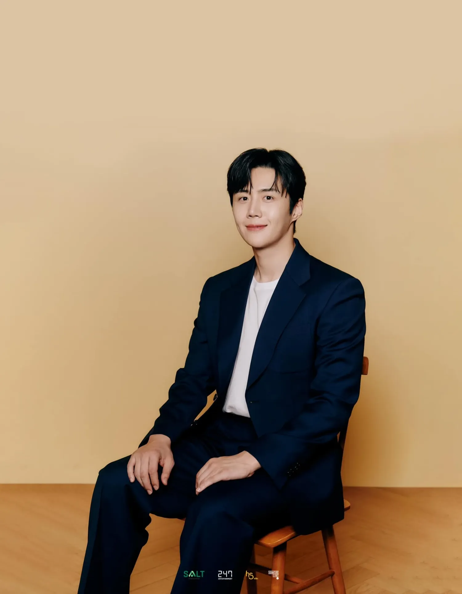 金宣虎的最新照片