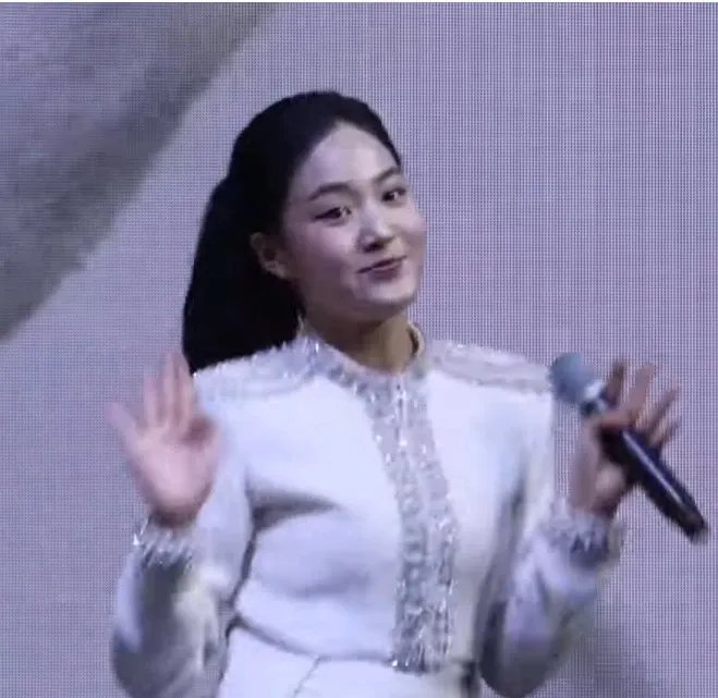 金泰延的最新照片