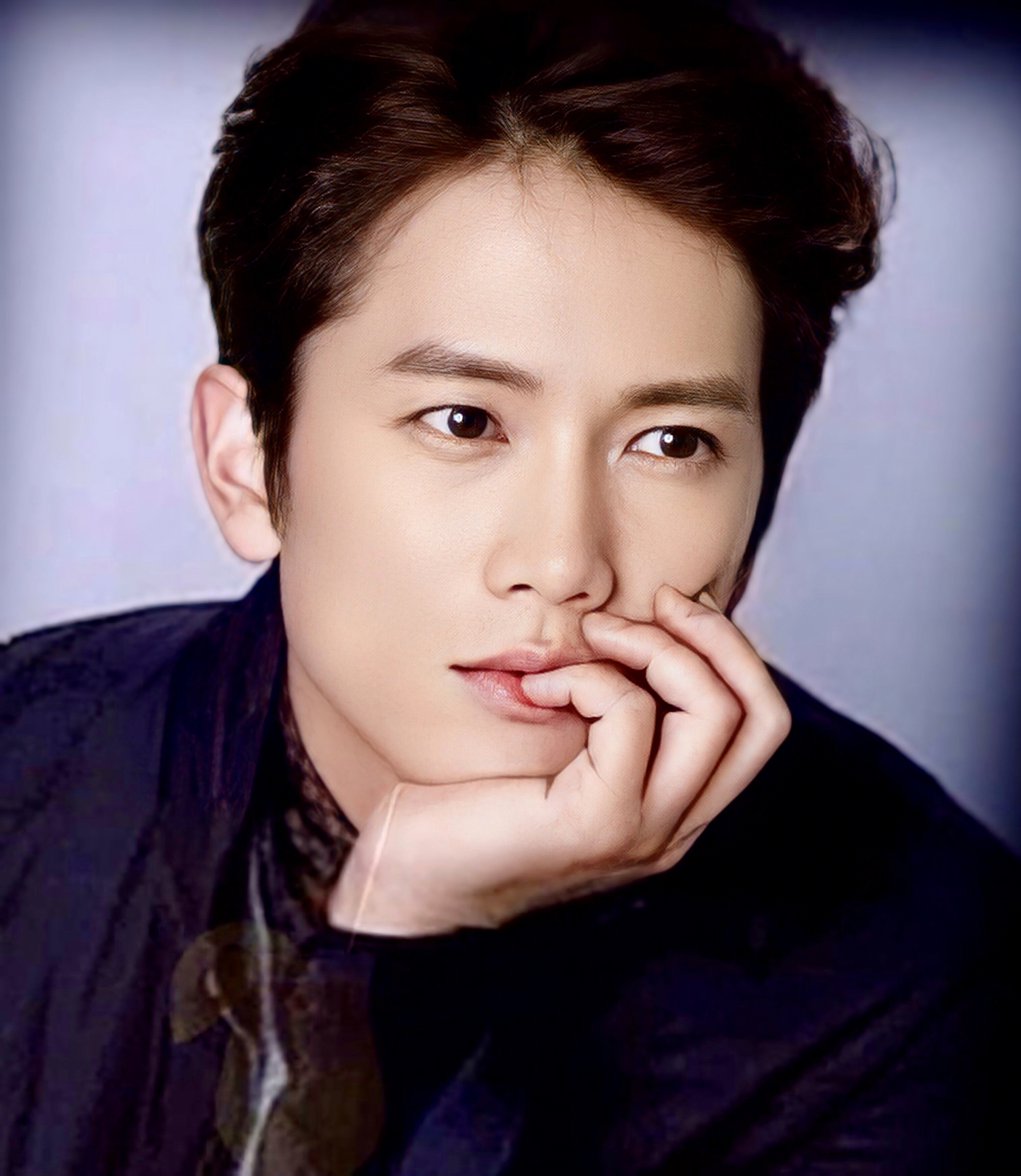 Recent activity shot of Ji Sung