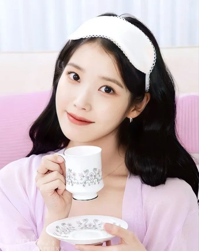 A moment captured by a fan of IU