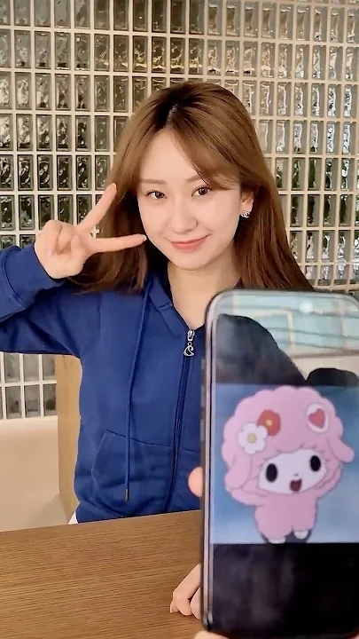 전유진 최근 활동샷